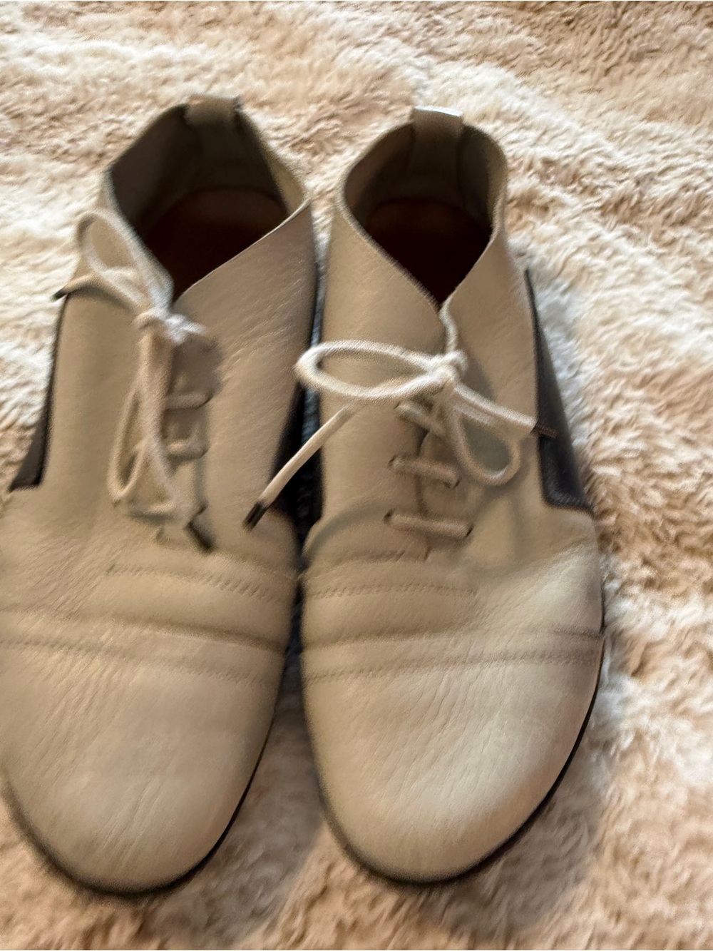 Women's Lace-Up Leather Oxfords in Off-White with Black Trim
